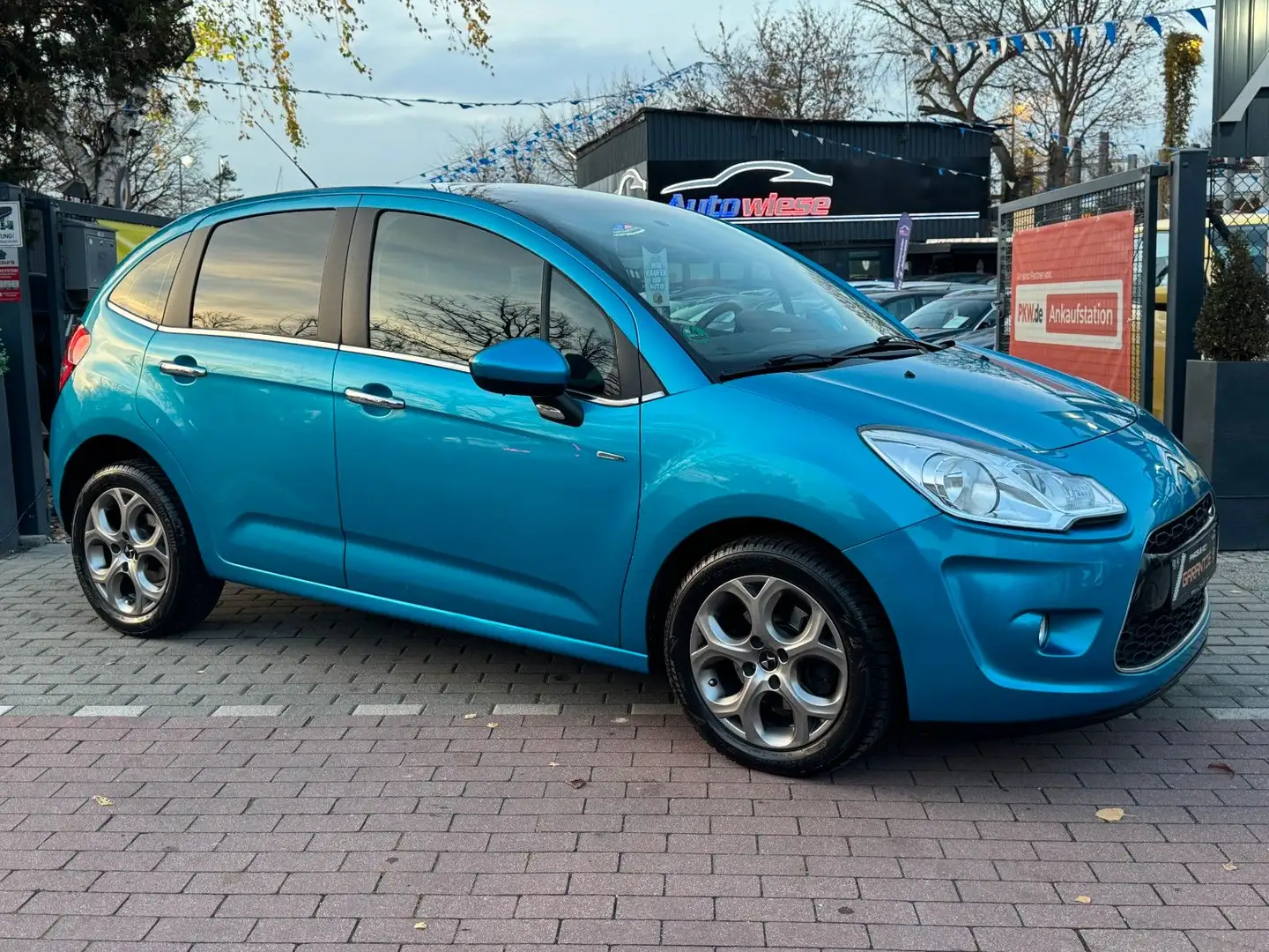 Citroen C3 1.6 Exclusive*Aut*Klima*PDC*Temp*TÜV NEU* Blau - 1