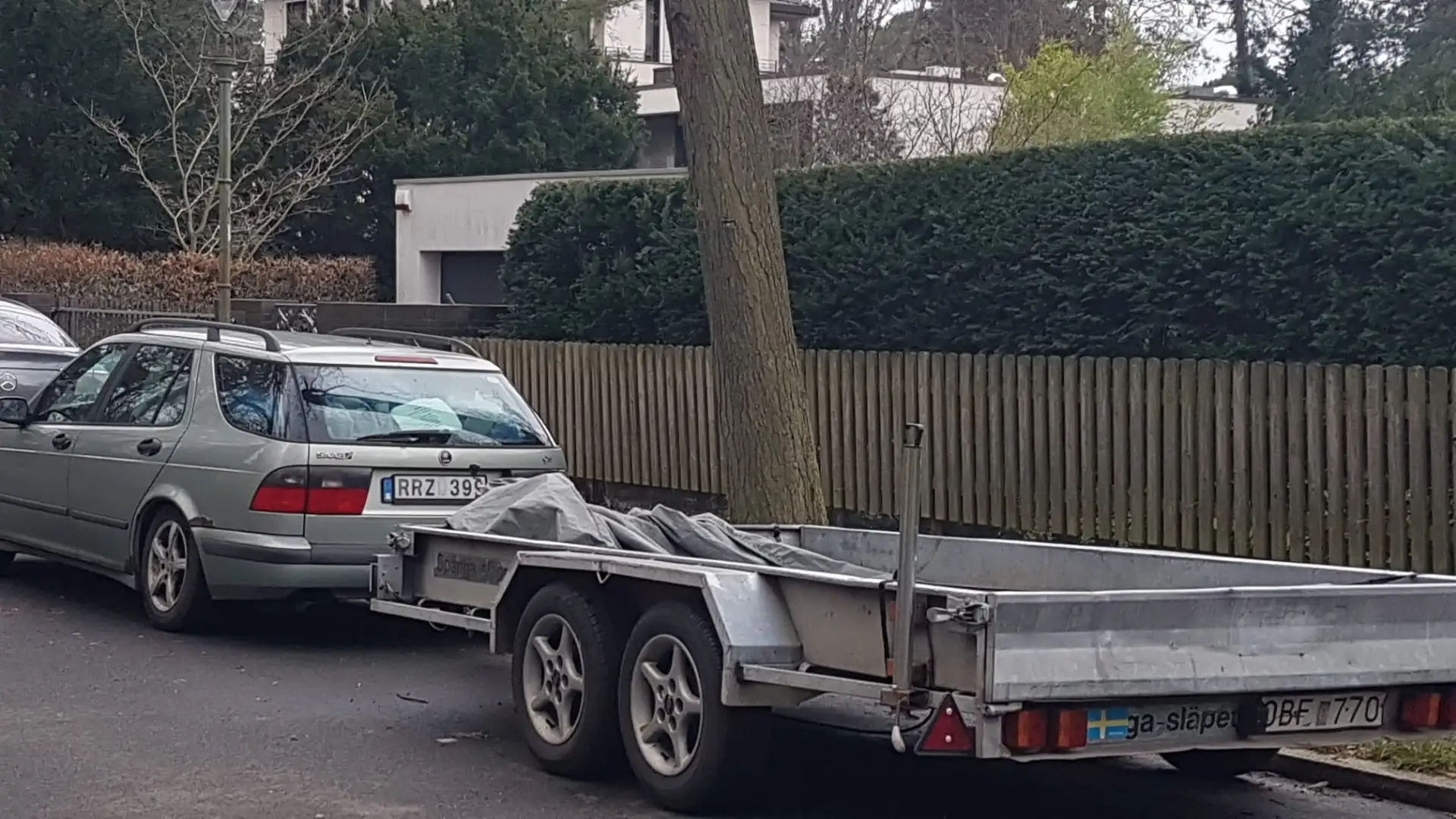 Trailer-Anhänger werkseitig - 1