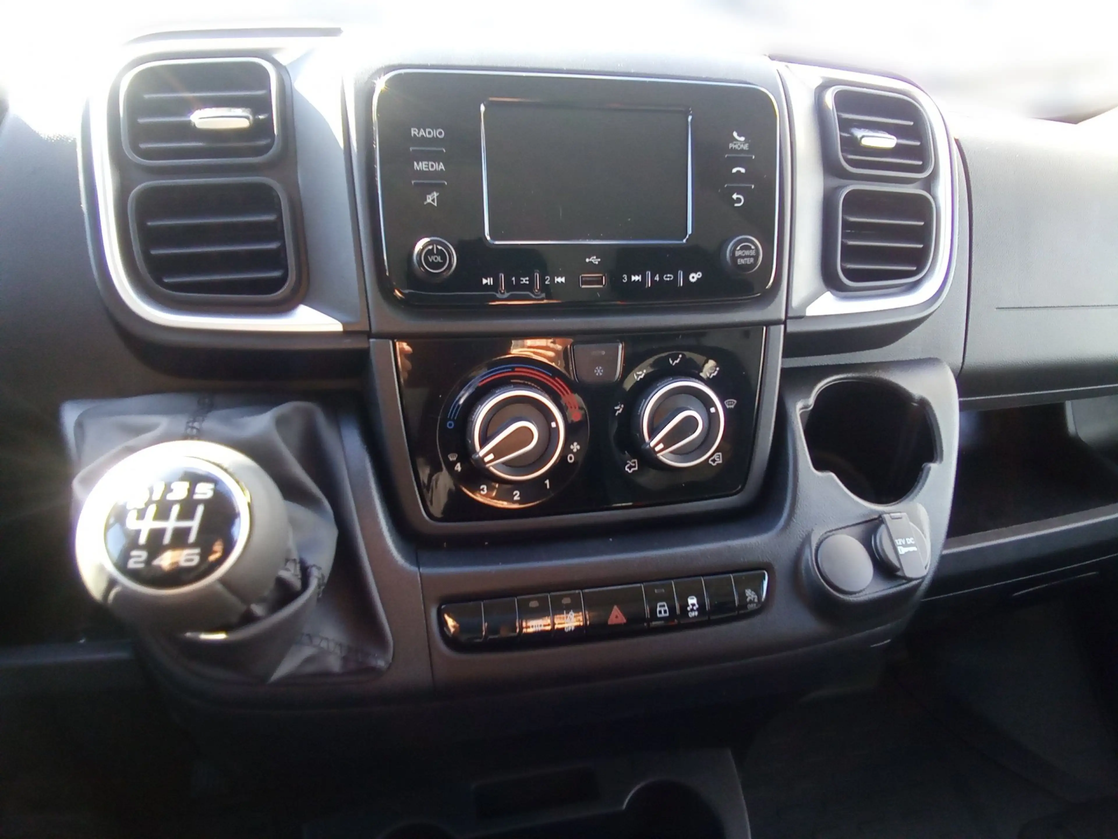 Citroen Jumper 33 L3H2 BlueHDi 140 — photo 10
