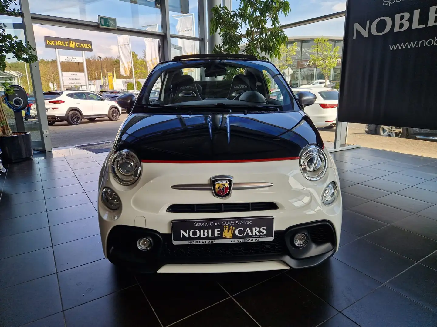 Abarth 595C Turismo XENON NAVI ALU Czarny - 2