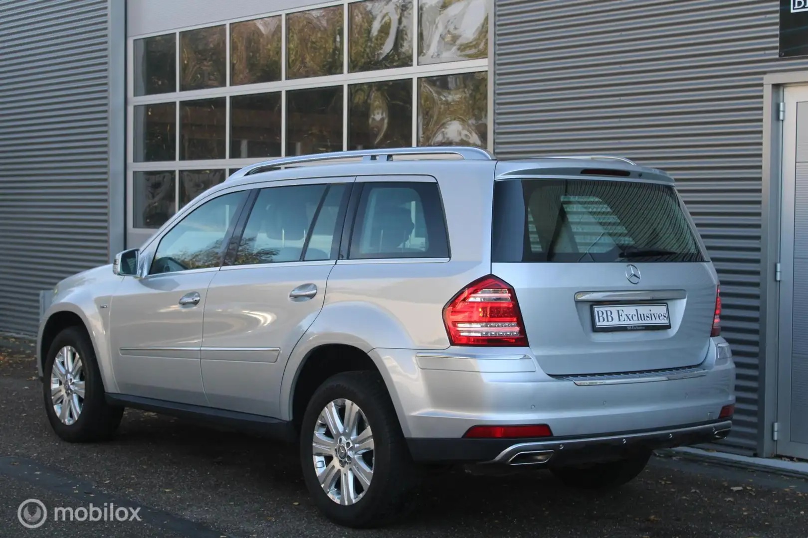 Mercedes-Benz GL 350 CDI BlueTec Срібний - 2