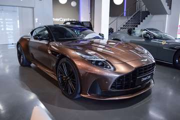 4.0 V8