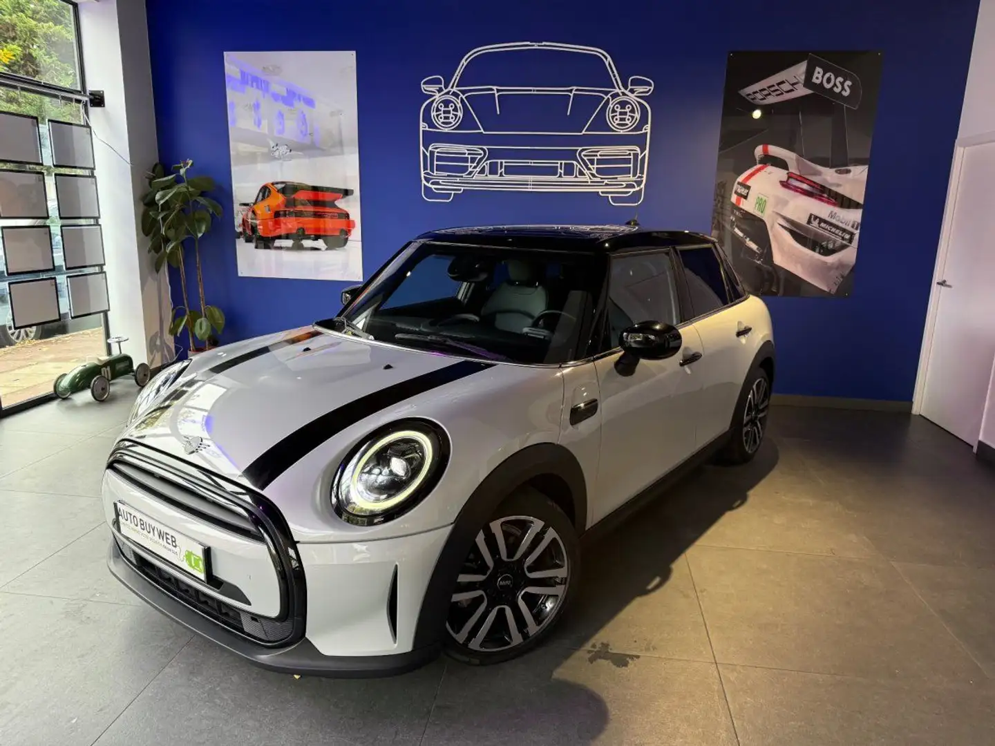 MINI One HATCH 5 PORTES F55 LCI II Cooper 136 ch DKG7 Edition Premium Plus Blanc - 1