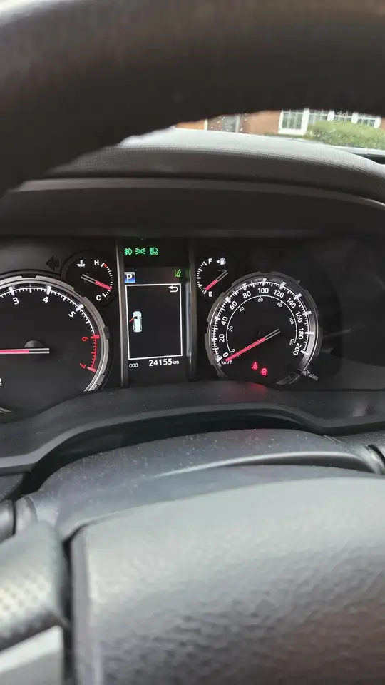 Toyota 4-Runner снимка Toyota 4-Runner