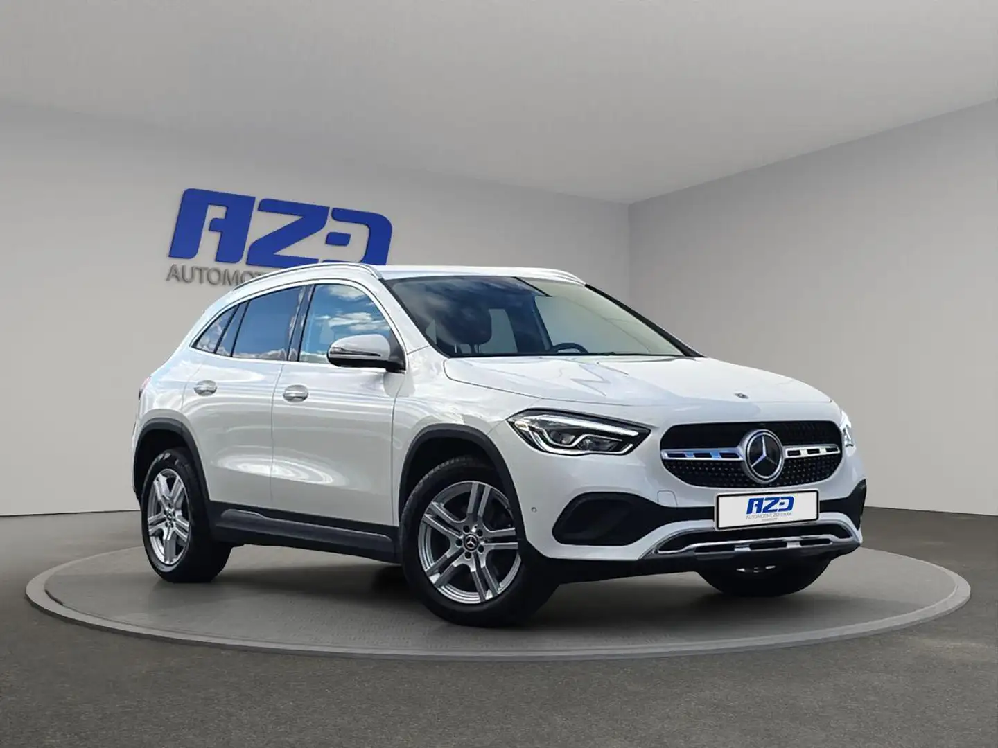 Mercedes-Benz GLA 220 d 4Matic STANDHZ LED H-UP AHK T-LEDER 360° Blanc - 2