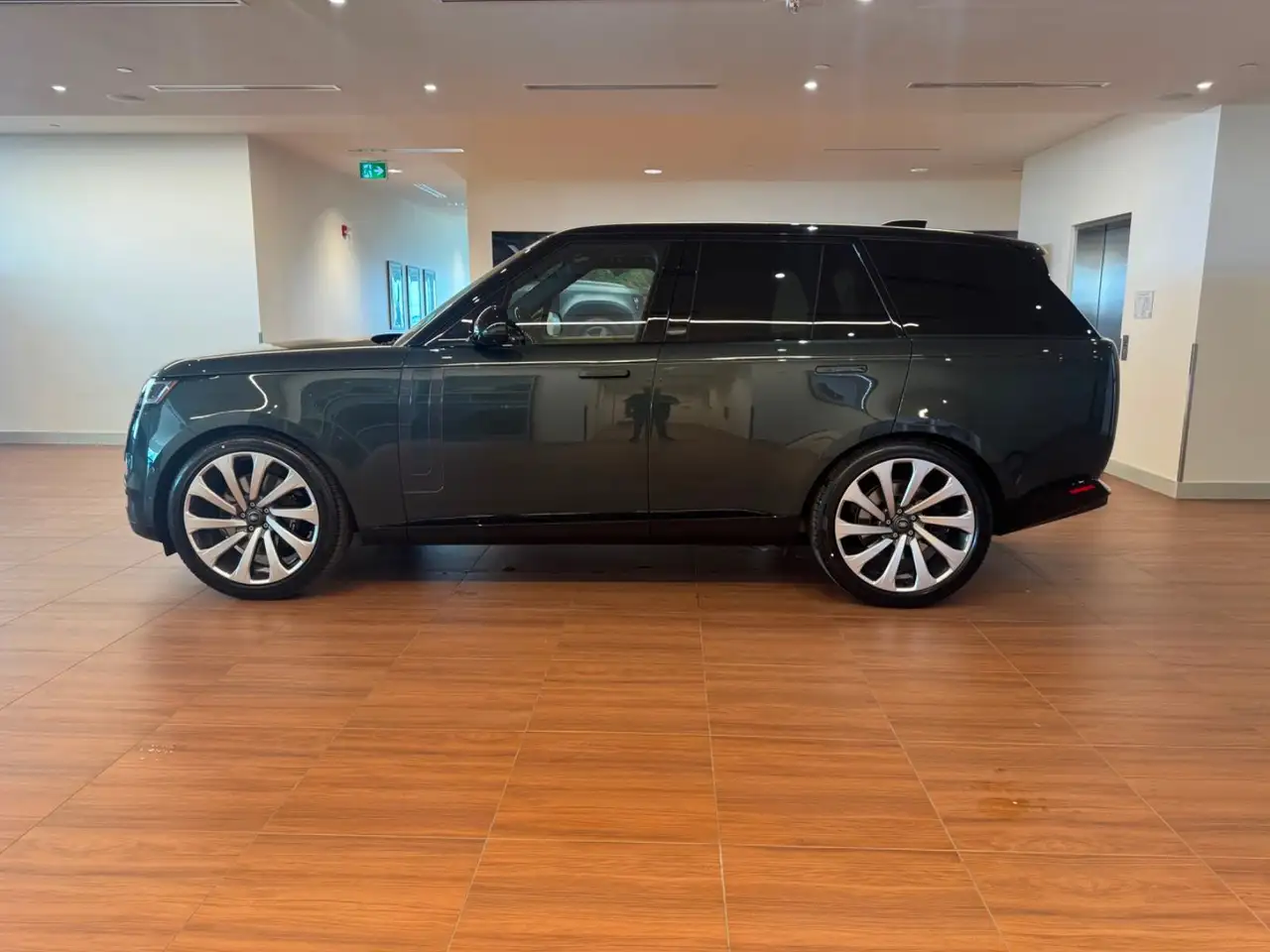 Land Rover Range Rover снимка Land Rover Range Rover