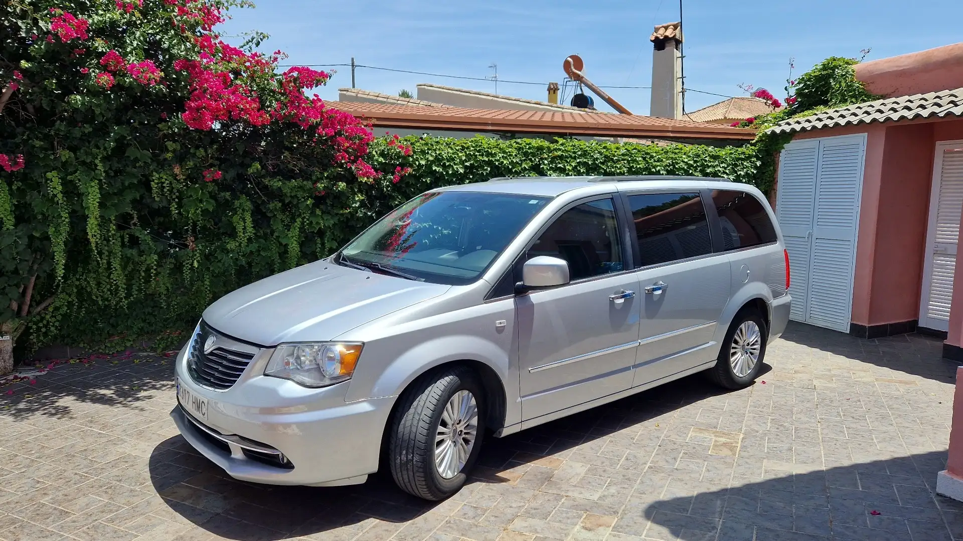 Lancia Voyager 2.8CRD Silver Aut. Argento - 1