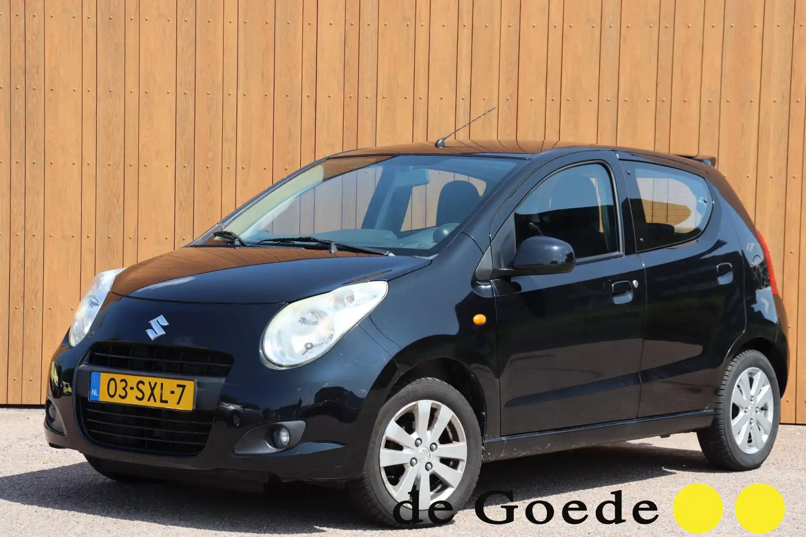 Suzuki Alto 1.0 Exclusive org.NL trekhaak Schwarz - 1