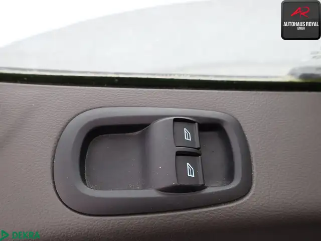 Ford Transit view 9