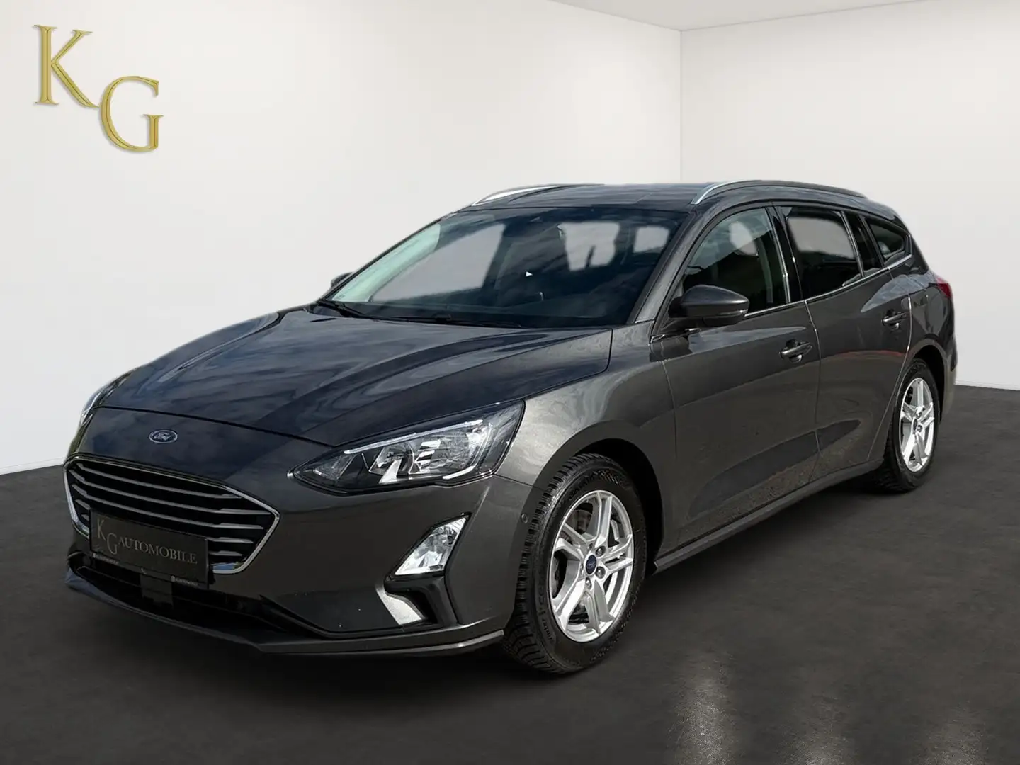 Ford Focus 1,0 EcoBoost ab ca. 136€ monatlich Grau - 2