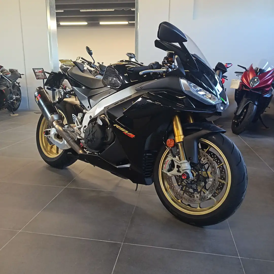 Aprilia RSV4 1100 Factory - 2