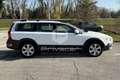 Volvo XC70 XC70 D5 AWD Geartronic Summum White - thumbnail 4