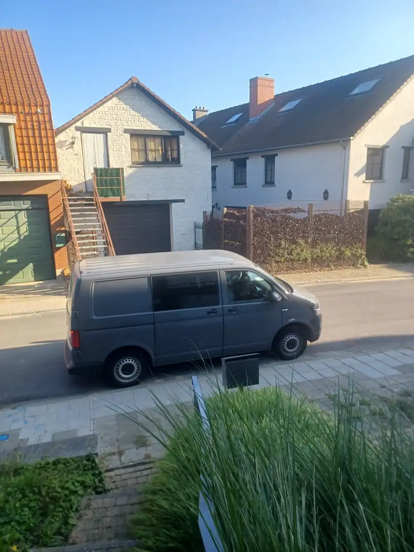 Volkswagen T6.1 Transporter - 1