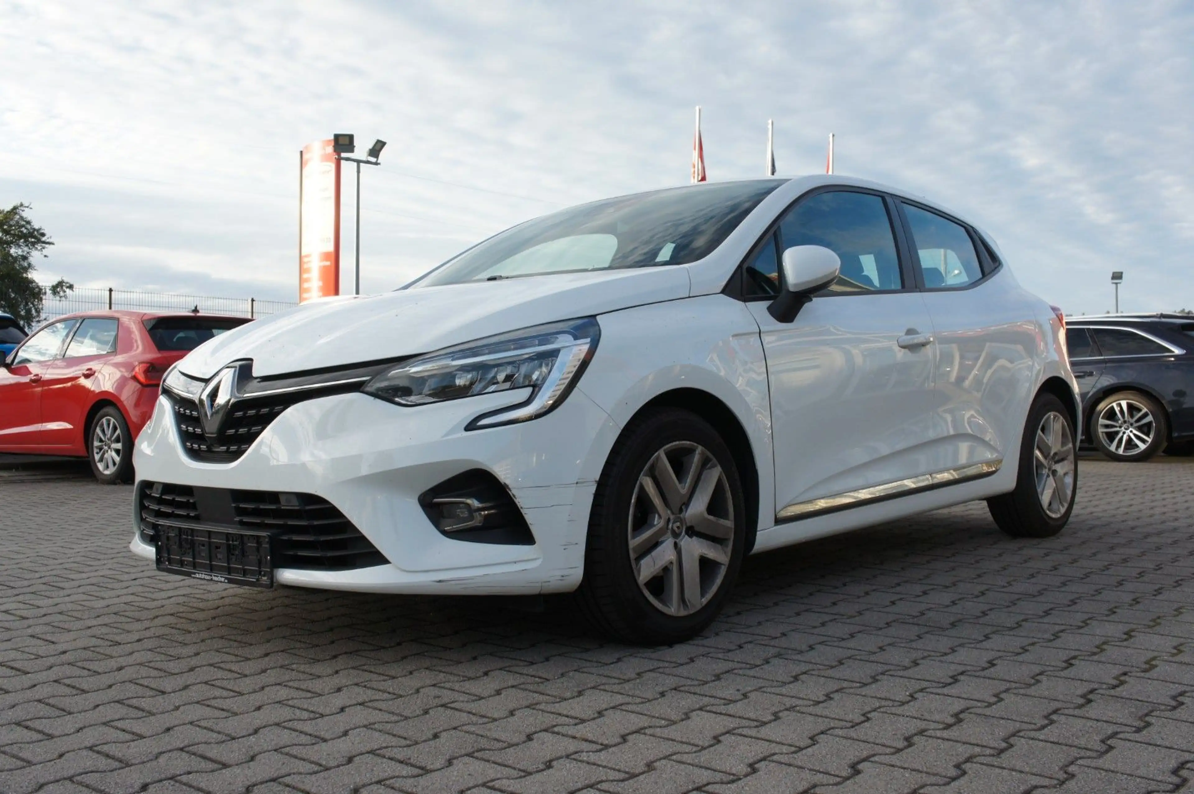 Renault Clio V 1.0 TCe Business Edition*LED*NAVI*KAMERA* — photo 4