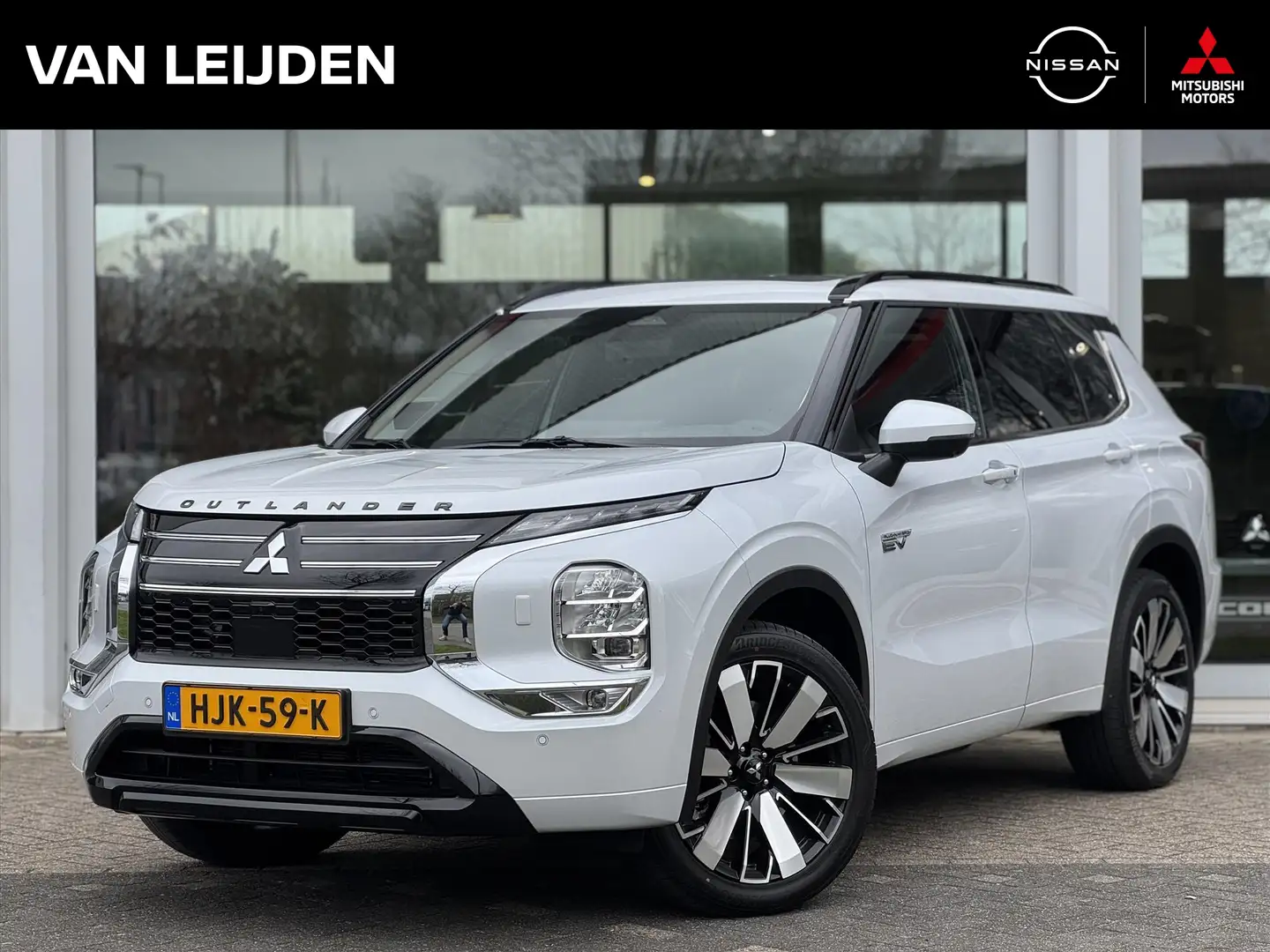 Mitsubishi Outlander 2.4 PHEV Instyle | Leder | Panoramadak | App Conne Wit - 1