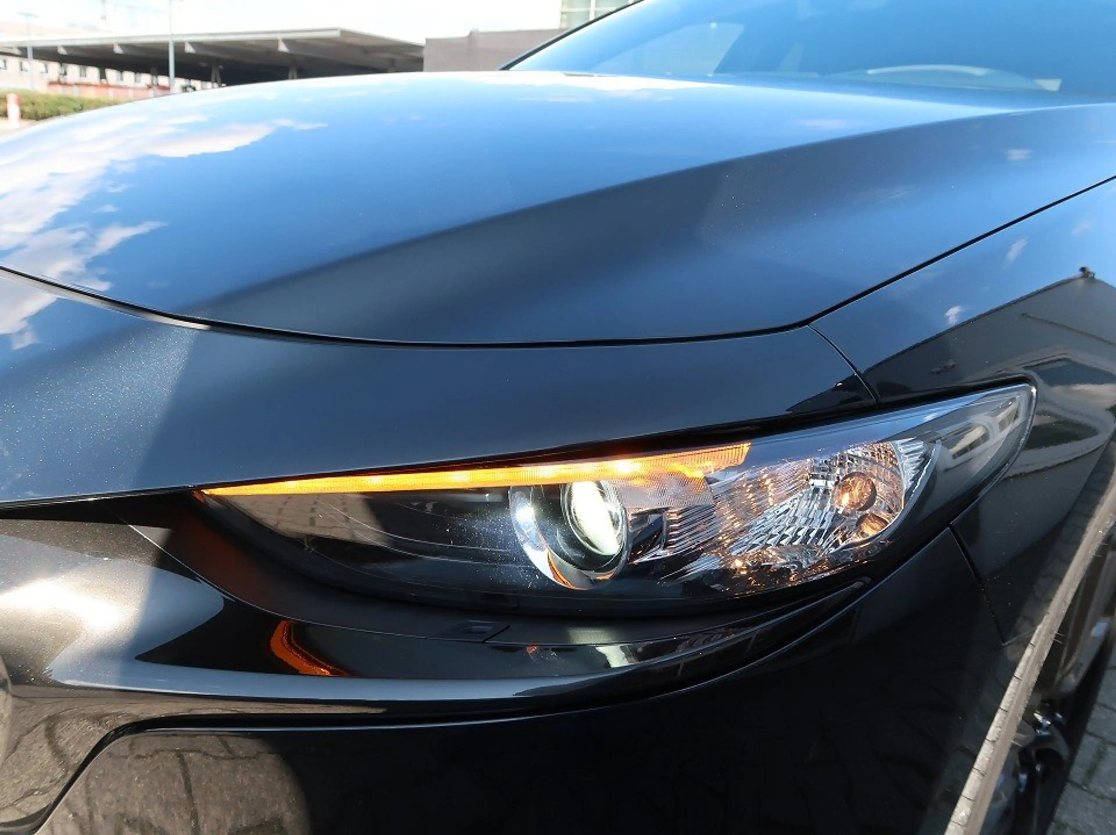 Mazda 3 Lim. 5-trg.*360° Kamera*BOSE*CarPlay/Android*HeadU — photo 10