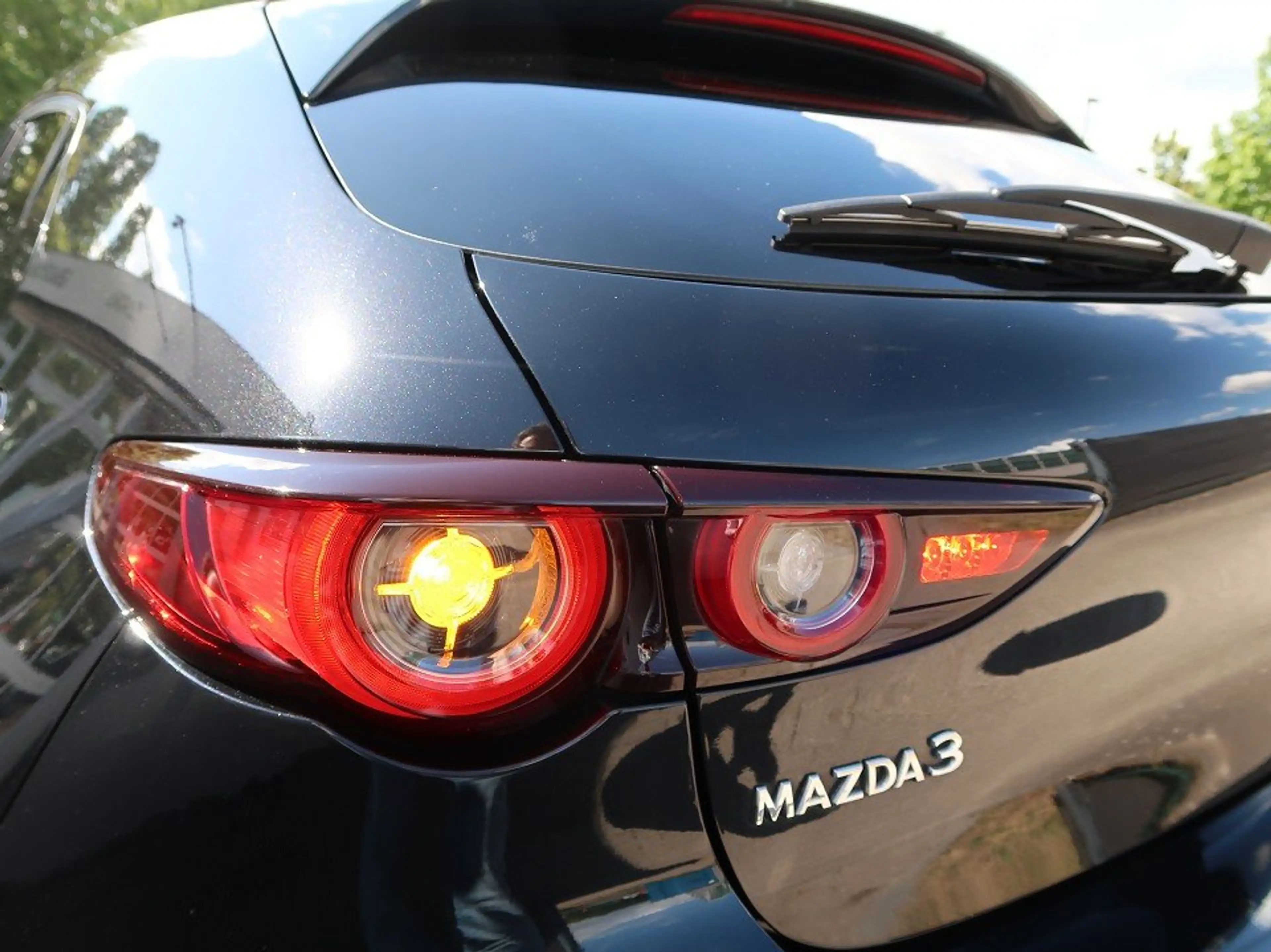 Mazda 3 Lim. 5-trg.*360° Kamera*BOSE*CarPlay/Android*HeadU — photo 12
