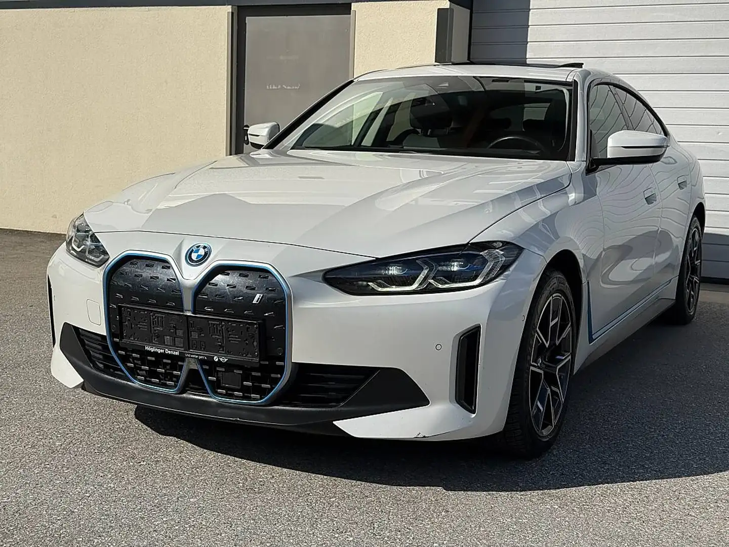 BMW i4 i4 Gran Coupe eDrive40 80,7kWh Weiß - 1