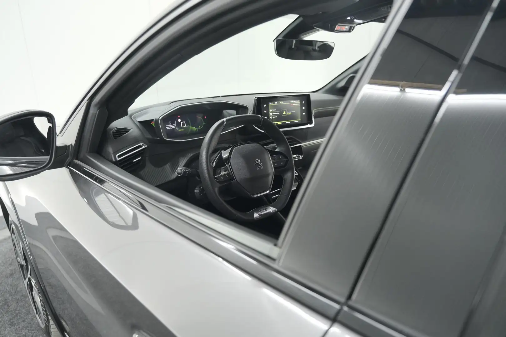 Peugeot 208 PureTech 100 GT | Camera | Adaptieve Cruise Contro Gris - 2