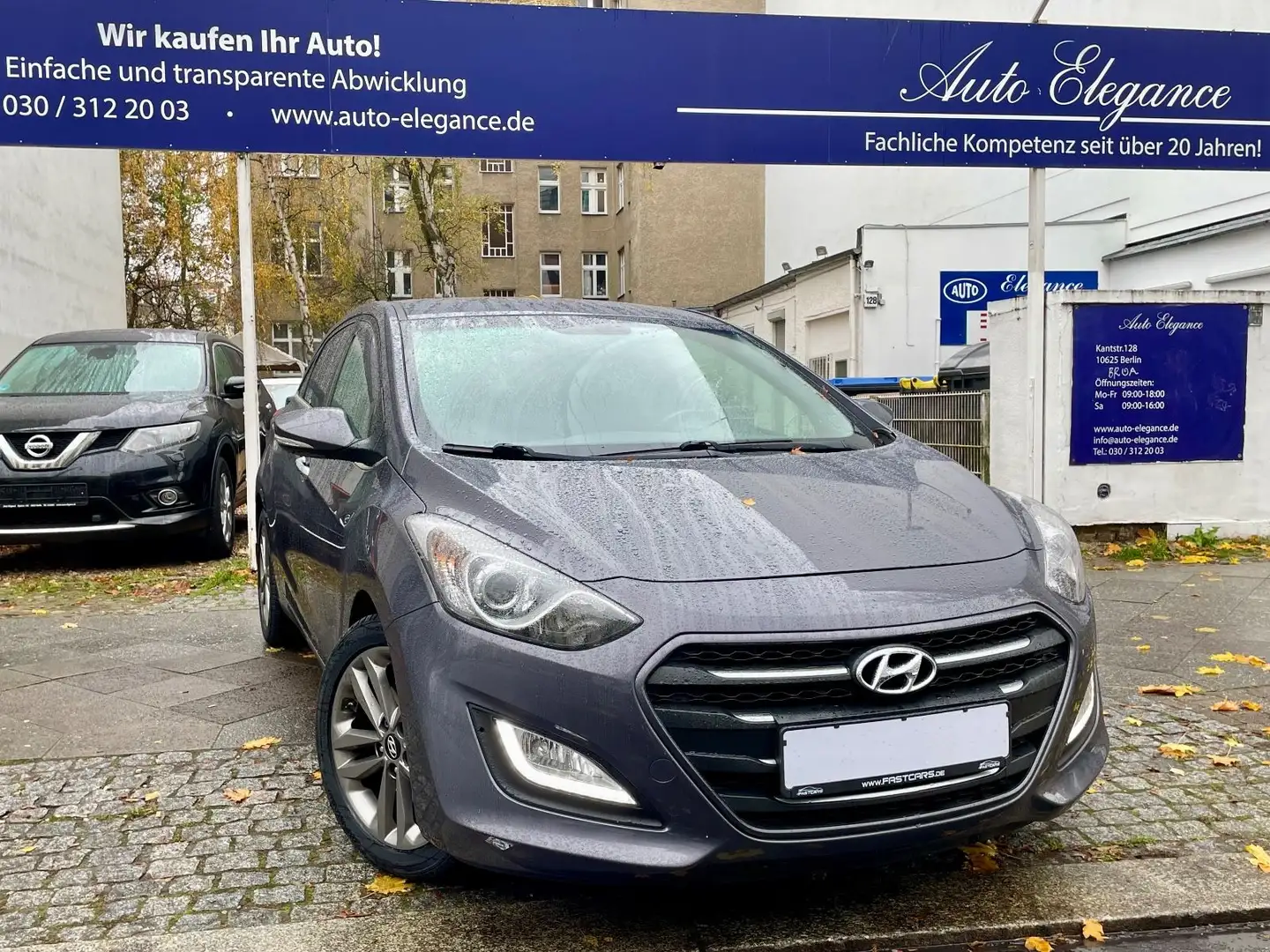 Hyundai i30 Style Autm. Kamera Navi SHZ Klima Keyless! Gris - 1