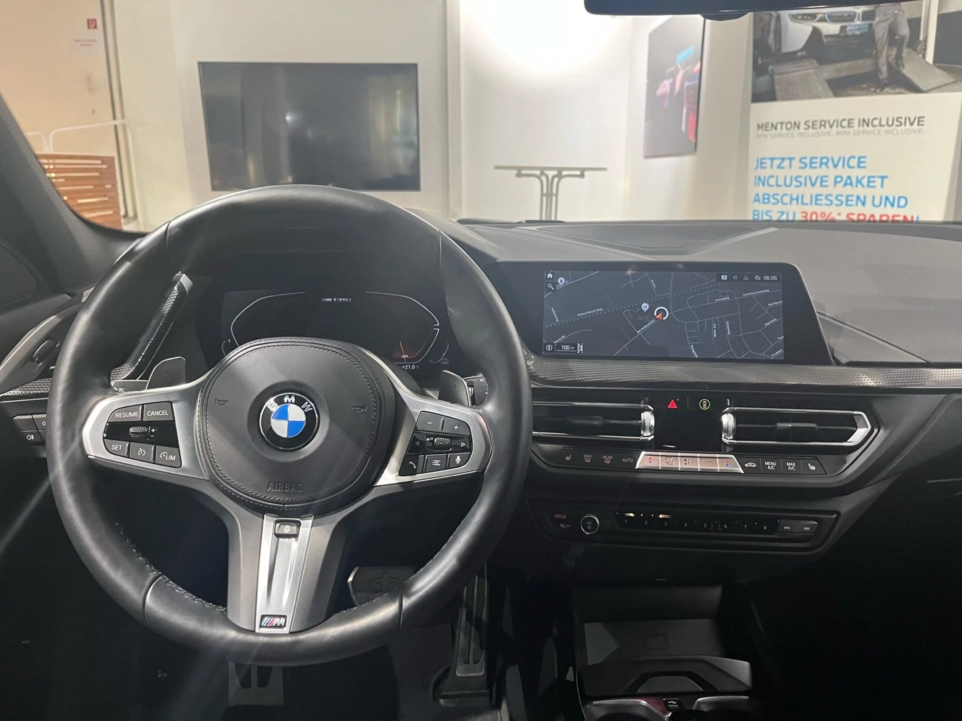BMW 135 M135i xDrive A — photo 11