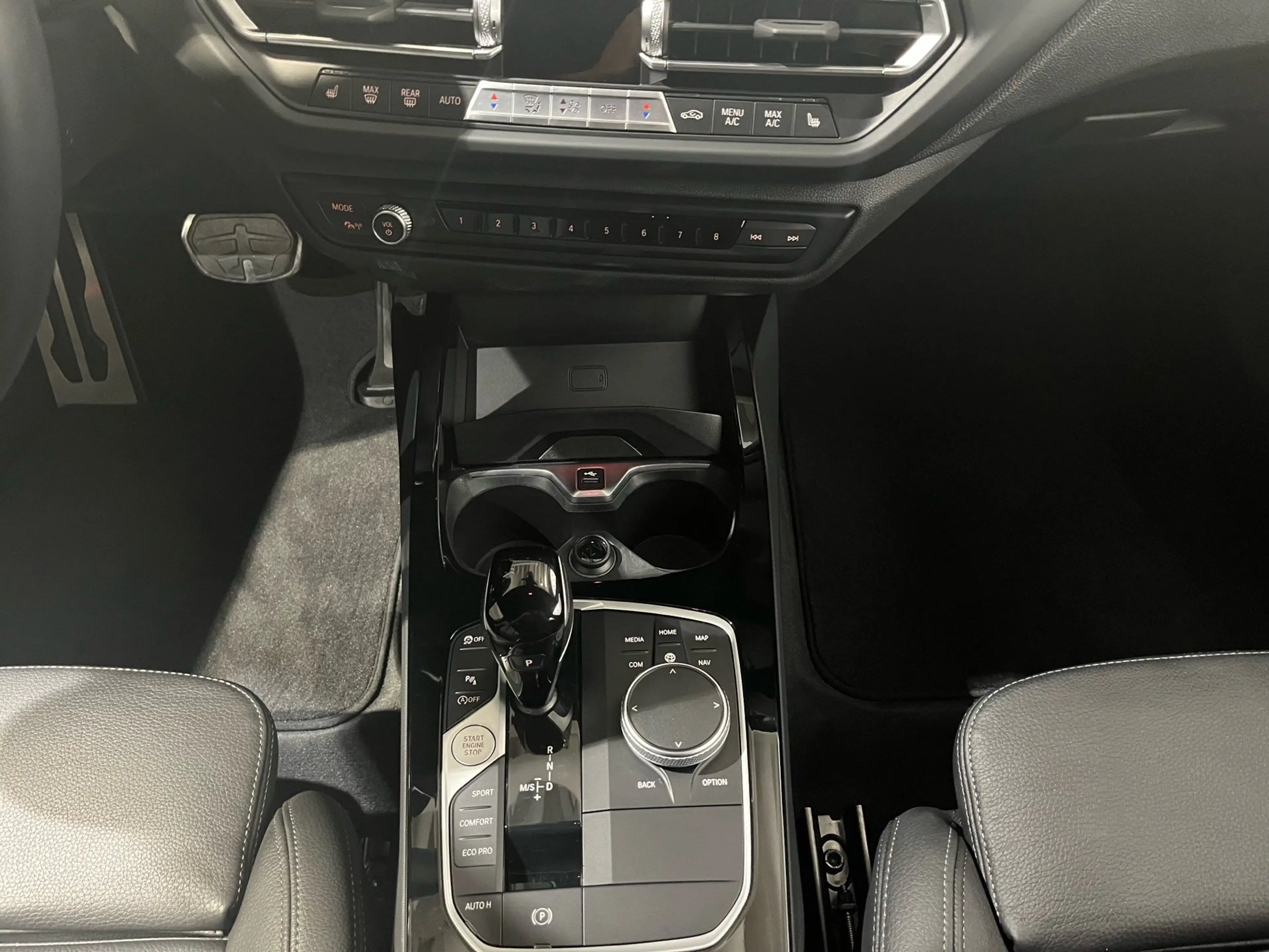 BMW 135 M135i xDrive A — photo 12