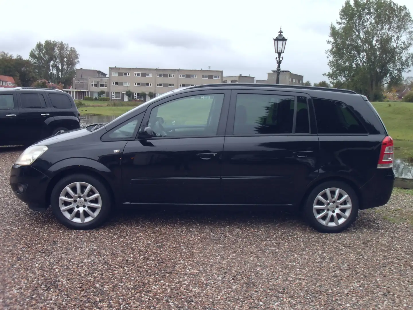 Opel Zafira 1.8 Temptation - Airco - 7 Persoons Noir - 2