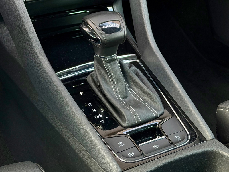 Skoda Karoq 1.5 TSI ACT Sportline Business | Panorama | Trekha — photo 7