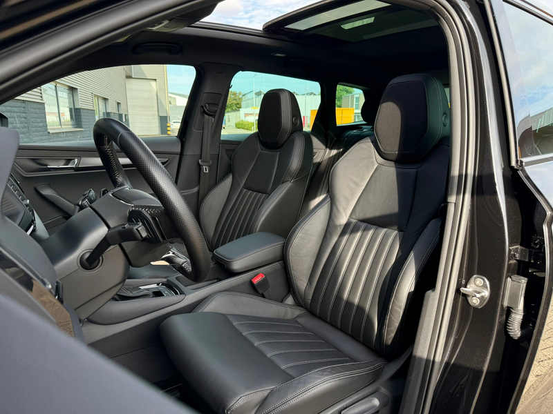 Skoda Karoq 1.5 TSI ACT Sportline Business | Panorama | Trekha — photo 4