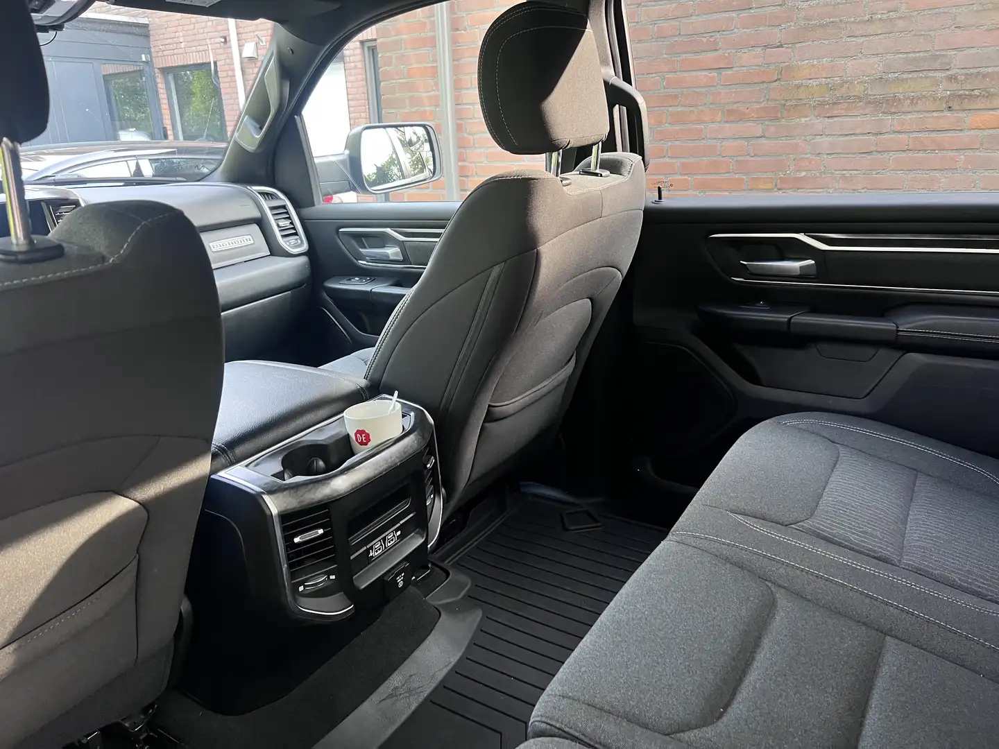 RAM 1500 Quad Cab Longbed Bighorn - 2