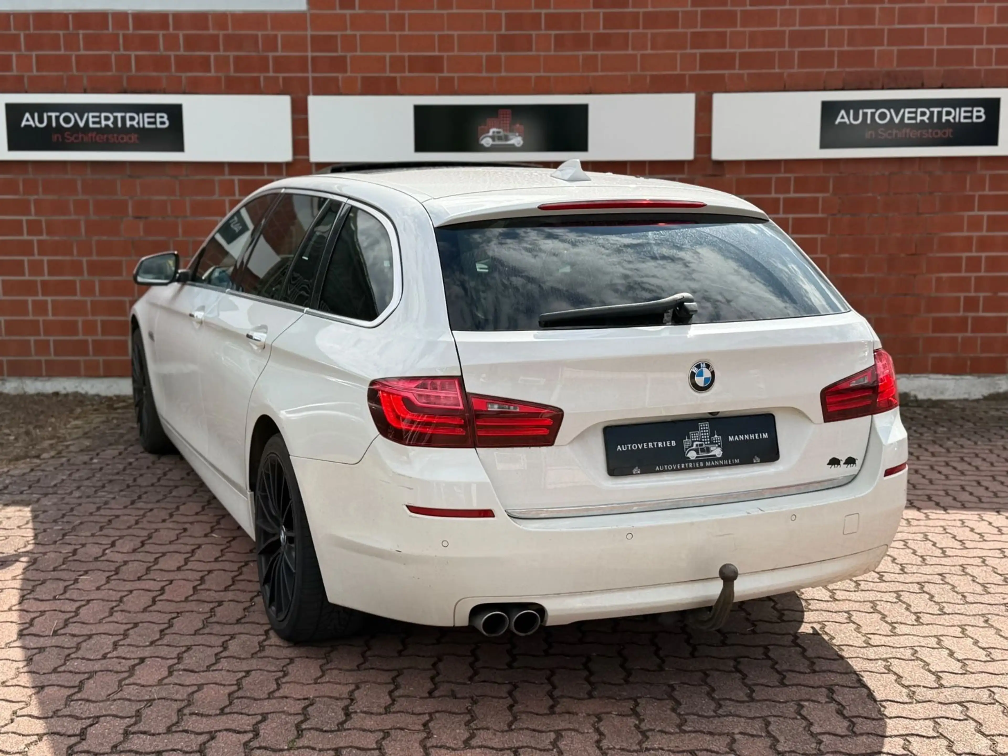 BMW 530 d xDrive Luxury/PANORAMA/HEADUP/MEMORY/LEDER — photo 6