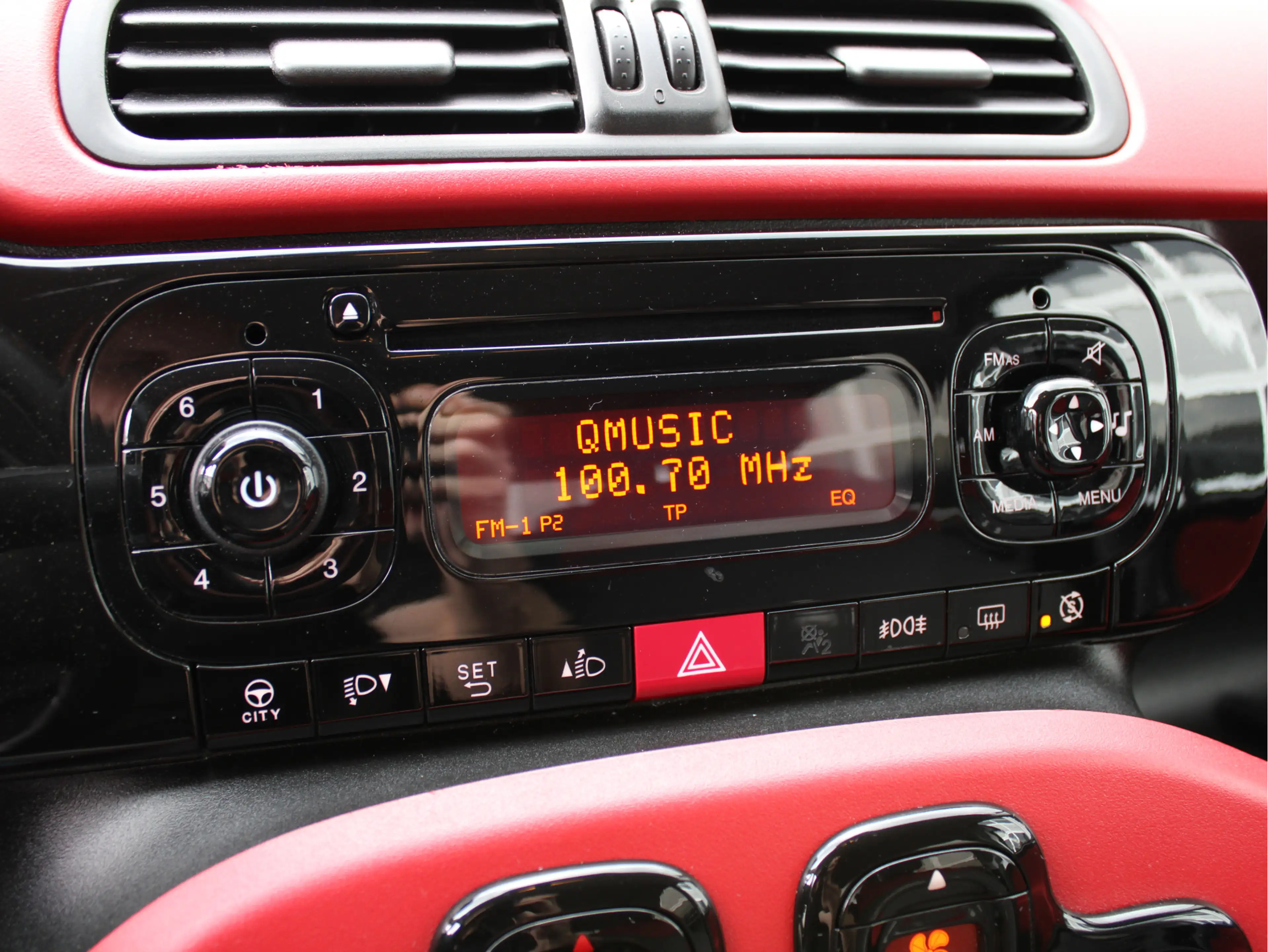 Fiat Panda 0.9 TwinAir Turbo Lounge Automaat/Climate/PDC/Blue — photo 13