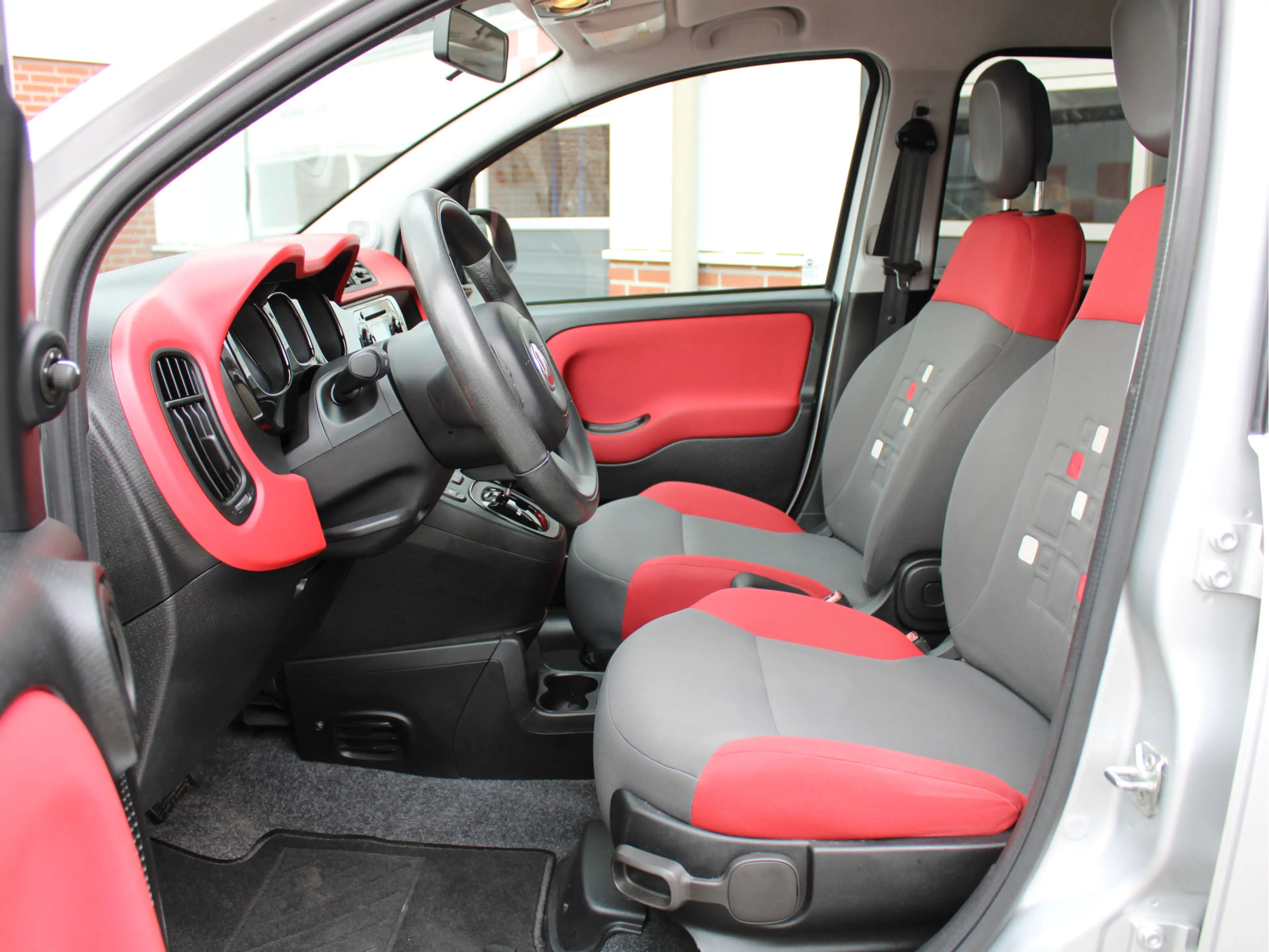 Fiat Panda 0.9 TwinAir Turbo Lounge Automaat/Climate/PDC/Blue — photo 7