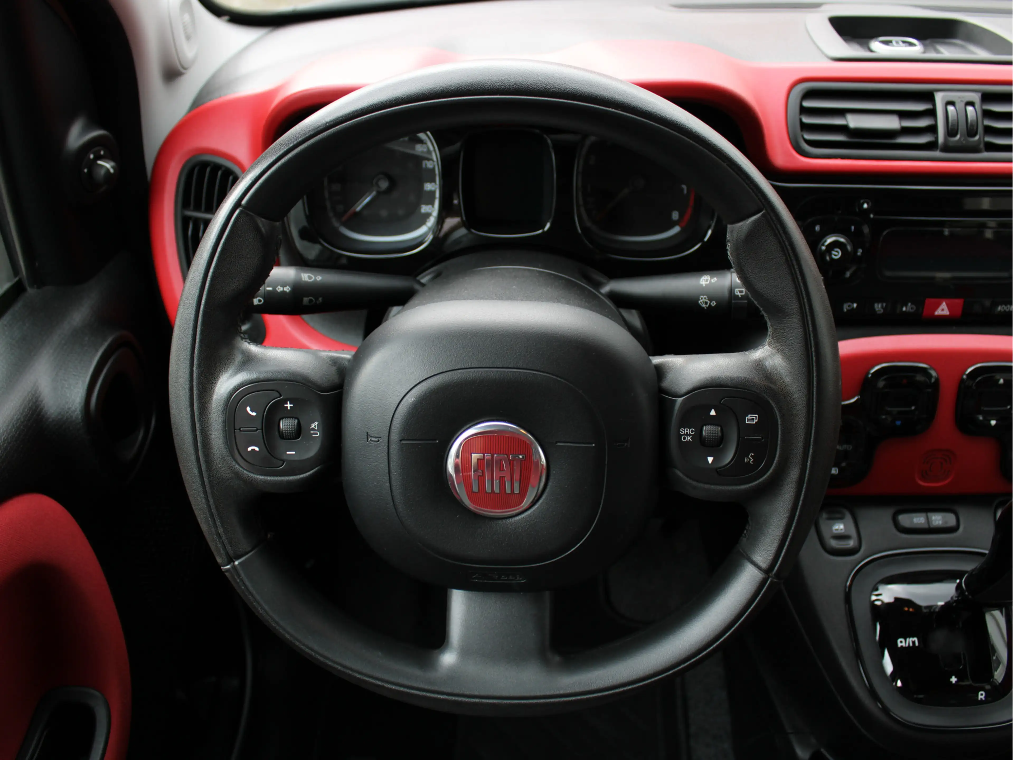 Fiat Panda 0.9 TwinAir Turbo Lounge Automaat/Climate/PDC/Blue — photo 9