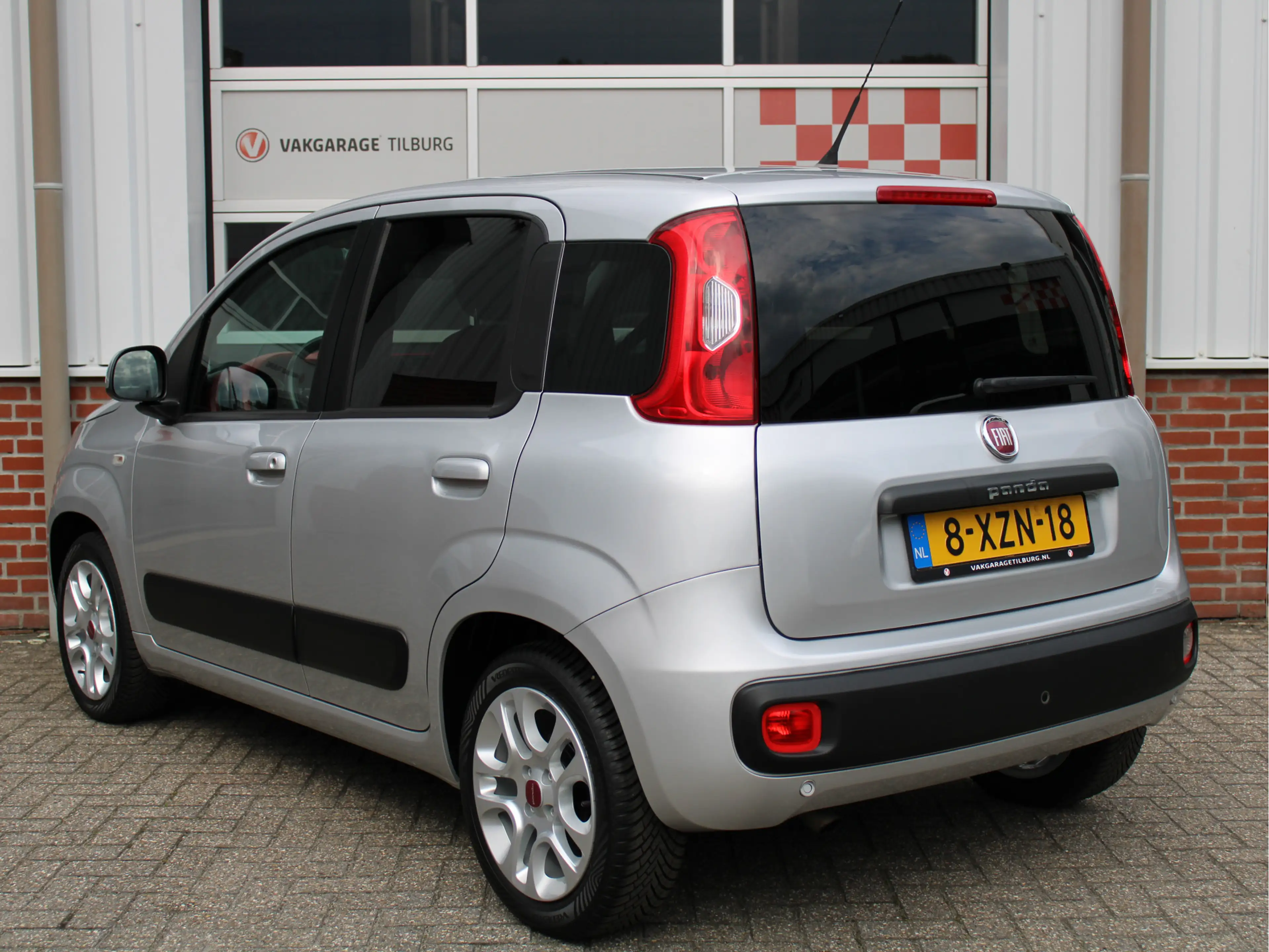 Fiat Panda 0.9 TwinAir Turbo Lounge Automaat/Climate/PDC/Blue — photo 3