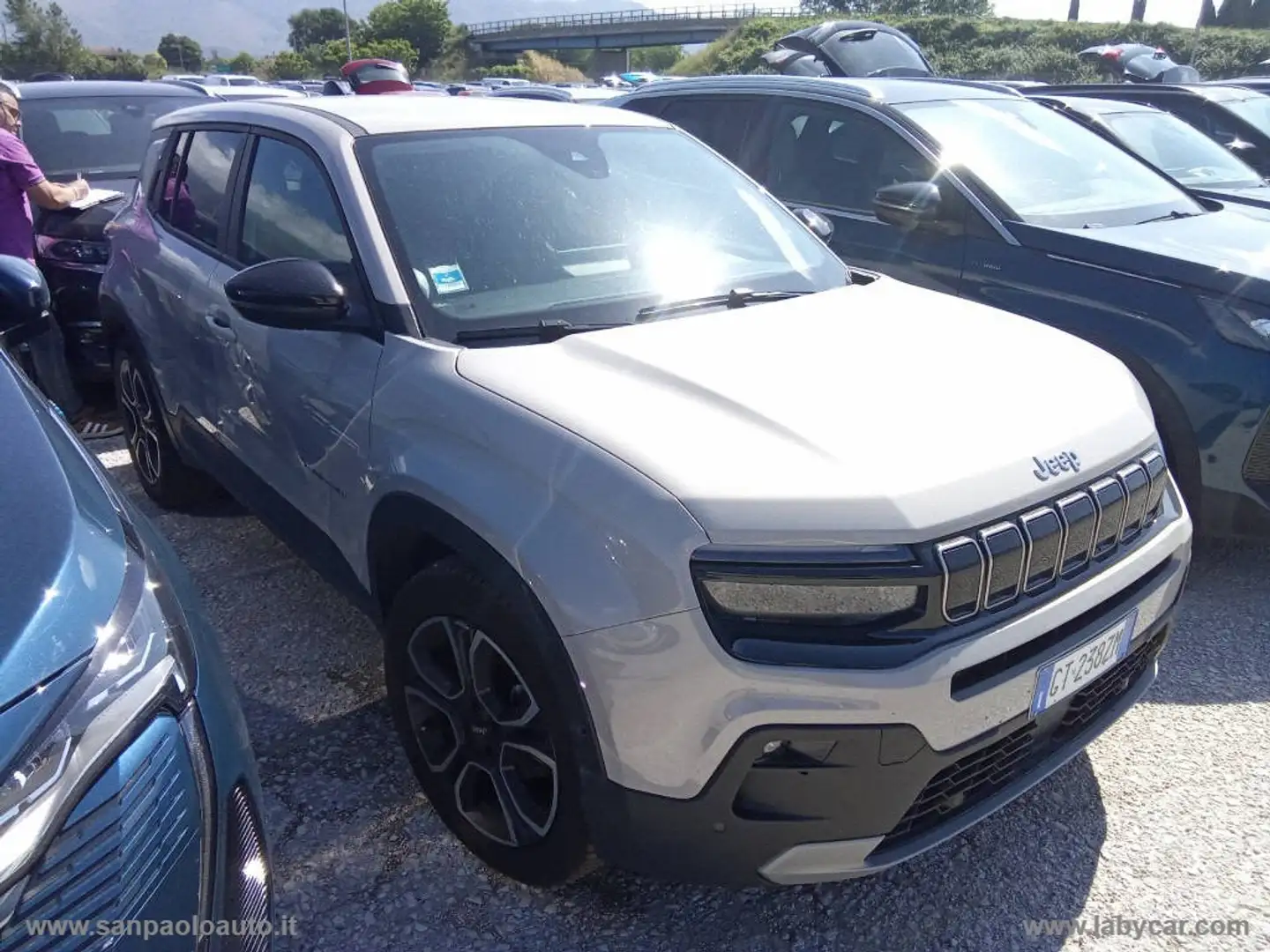 Jeep Avenger 1.2 Turbo Summit Jaune - 1