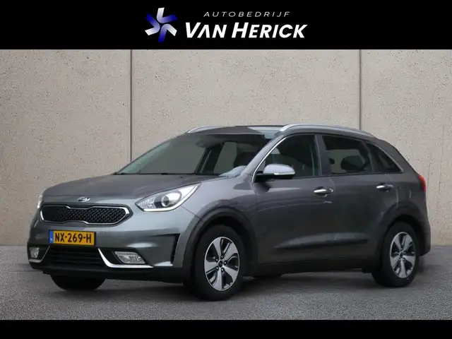 Kia Niro 1.6 GDi Hybrid First Edition | Camera | Trekhaak |