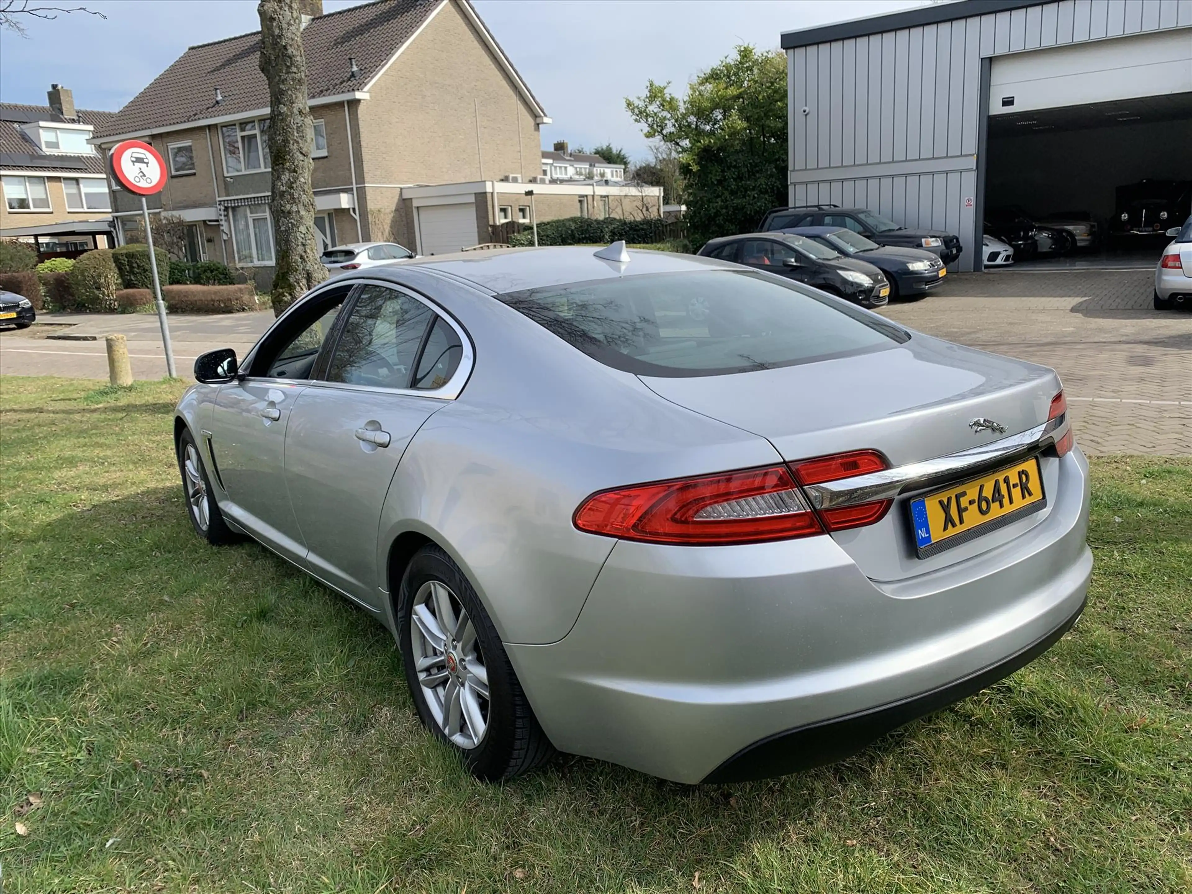 Jaguar XF 2.2D 163pk Aut. Business Edition — photo 9