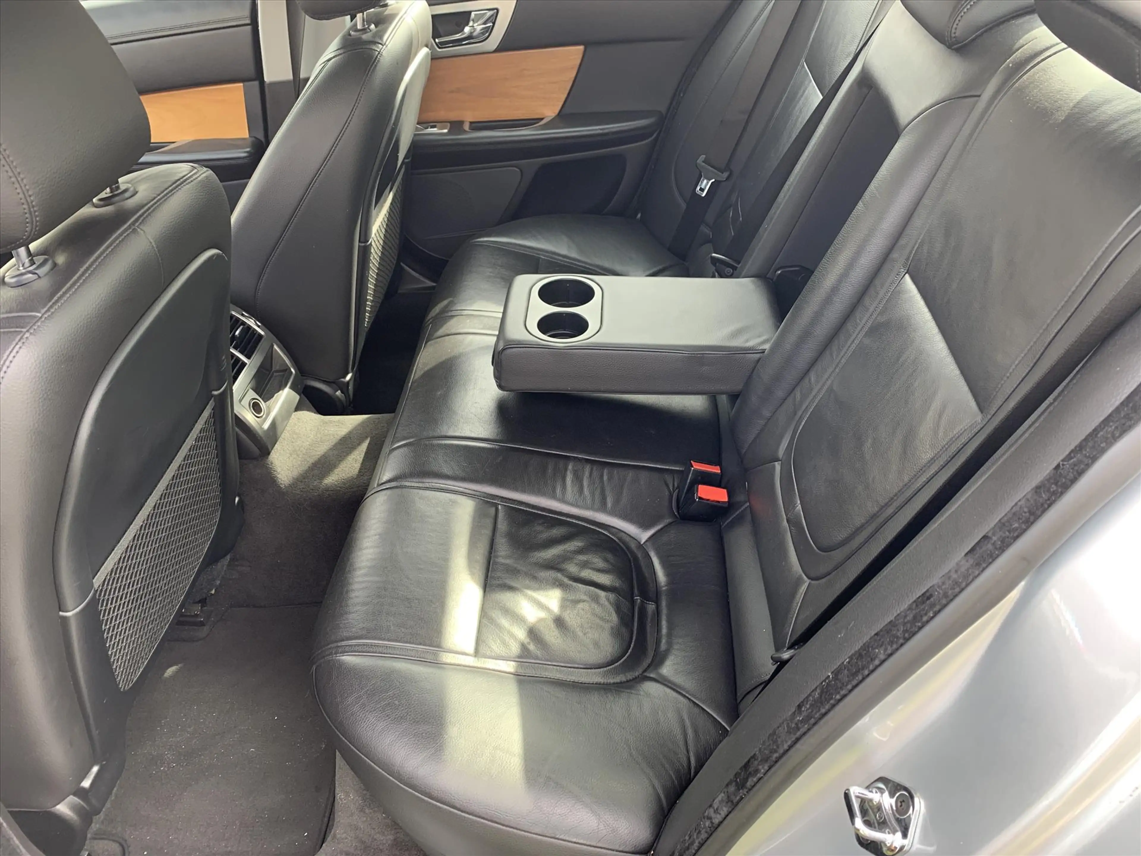 Jaguar XF 2.2D 163pk Aut. Business Edition — photo 5