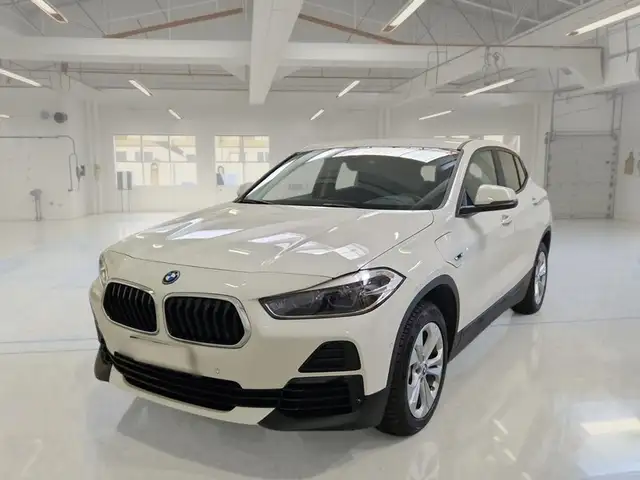 BMW X2 XDRIVE 25E BUSINESS X AUTOMATICO SUV
