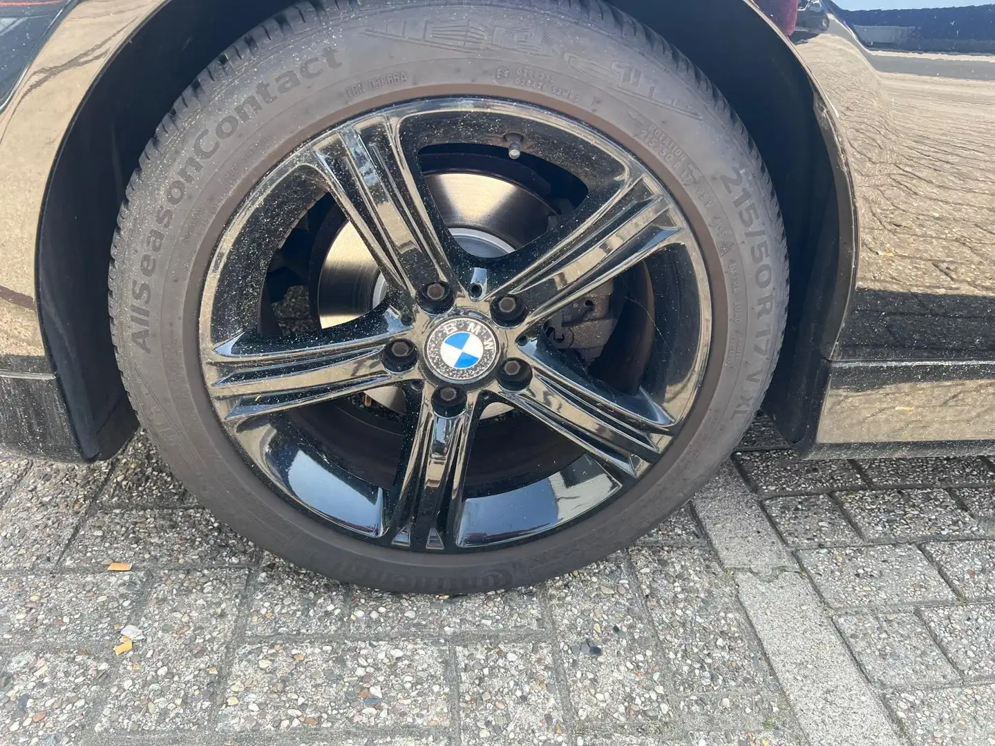 BMW 318 3-serie 318i Business Line Navi Clima Cruise Černá - 2