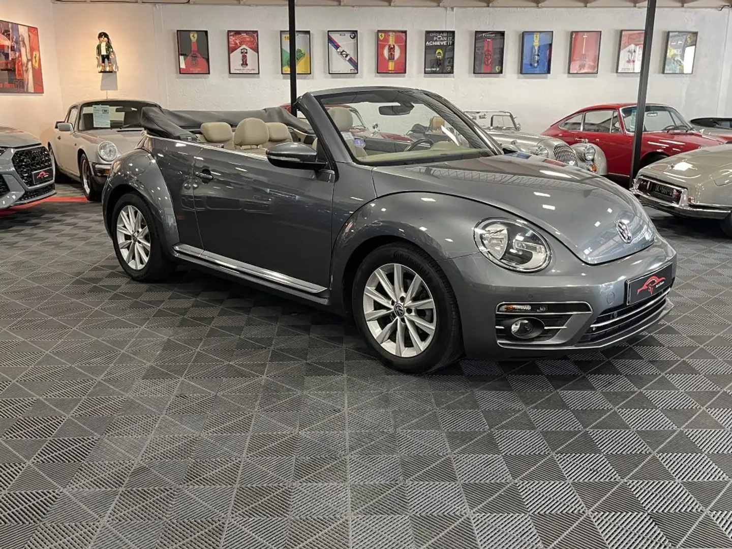 Volkswagen Coccinelle Cabriolet 1.2 TSI - 105ch - DSG Grau - 1