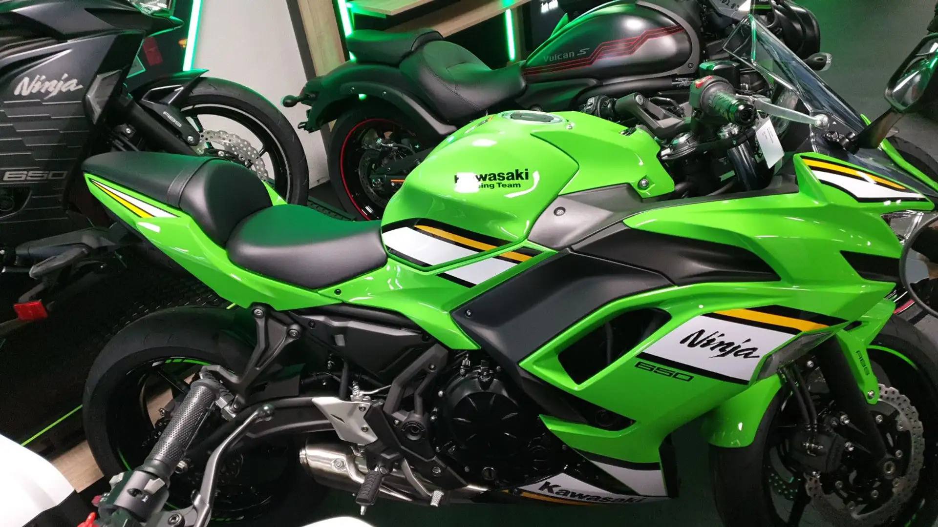 Kawasaki Ninja 650 Green - 1