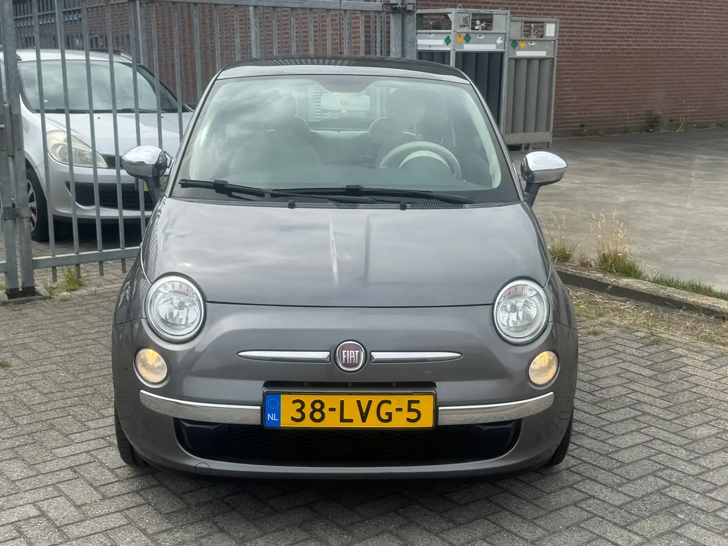 Fiat 500 1.2 Lounge AUTOMAAT! KMST NAP NL AUTO! Panorama l Grijs - 2