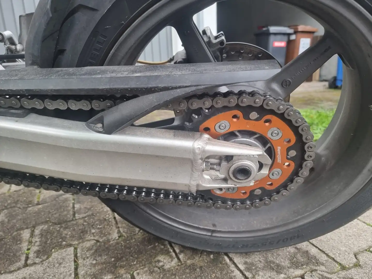 KTM 990 Super Duke Naranja - 2