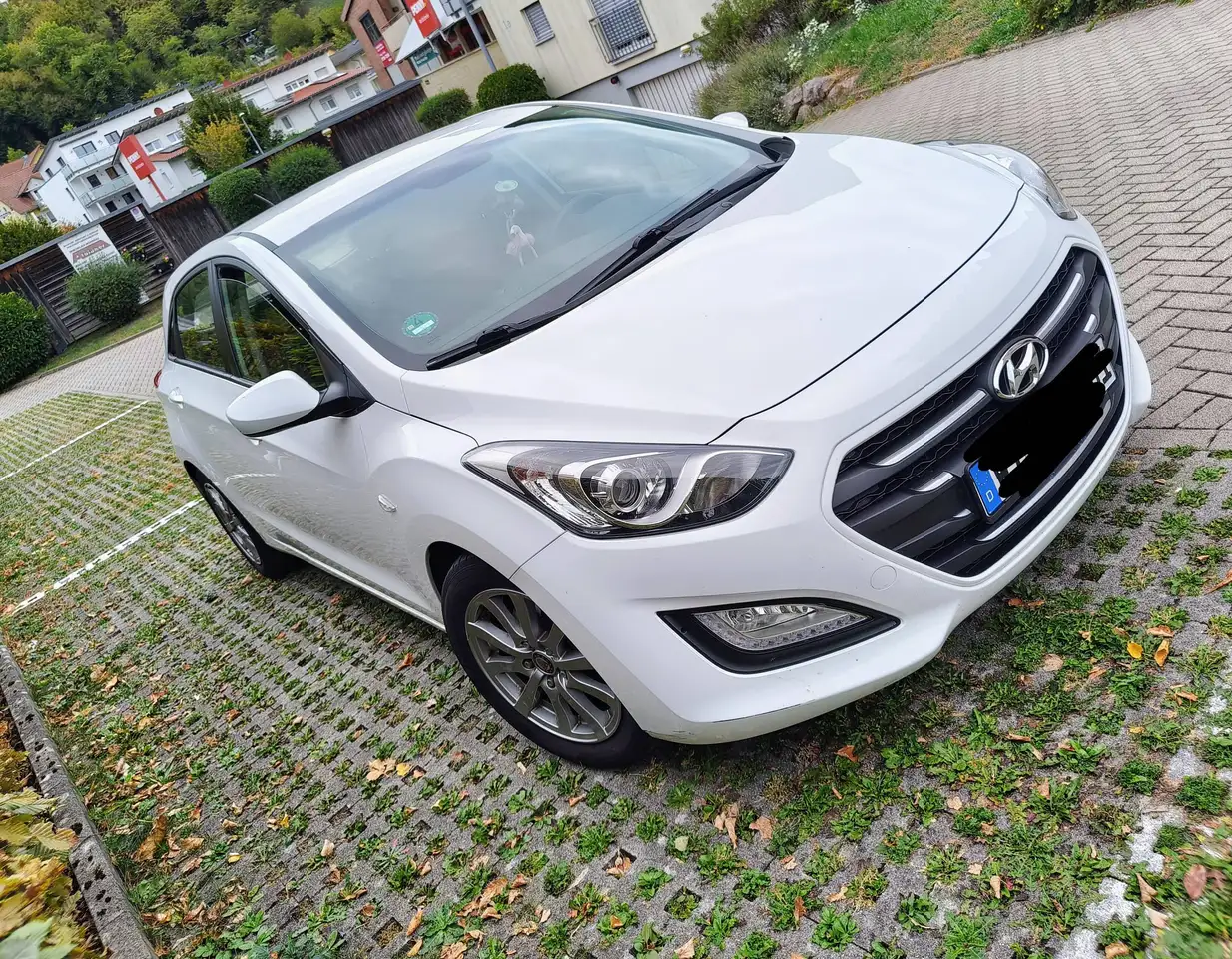 Hyundai i30 i30 1.4 — photo 1 of 9