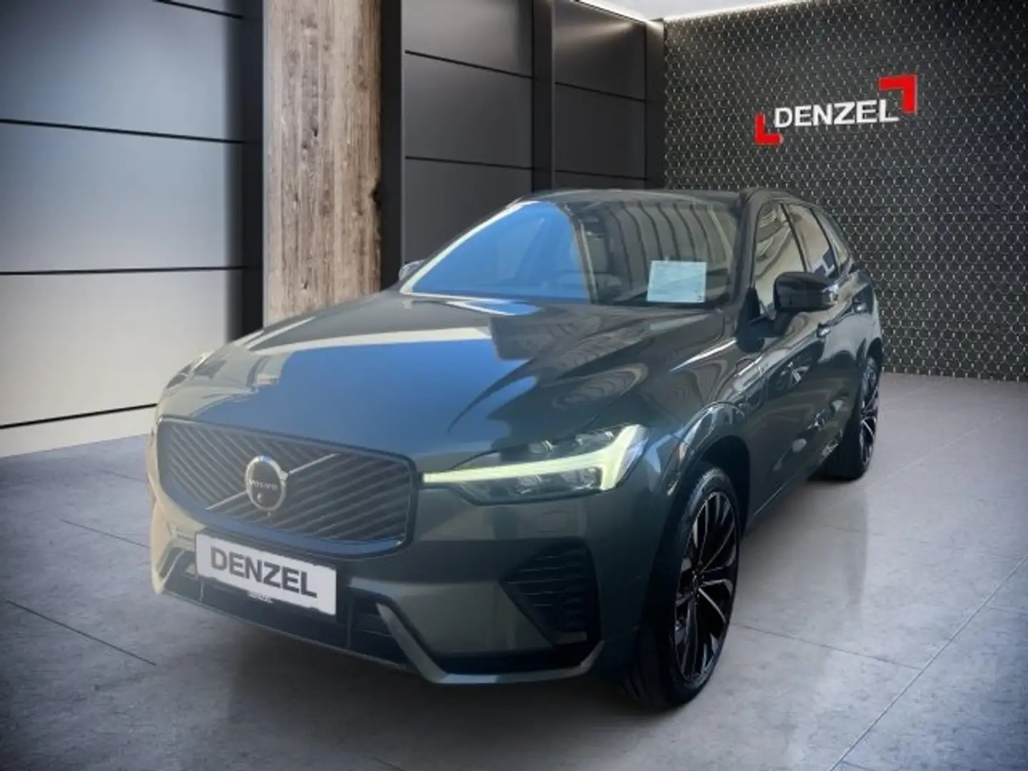 Volvo XC60 Ultra, T6 AWD Plug-in Hybrid, Elektrisch/Benzin, Dark Grün - 2