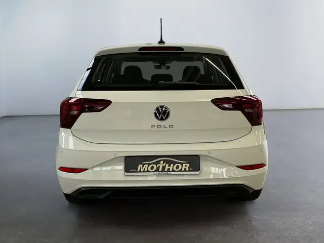 Volkswagen Polo view 5