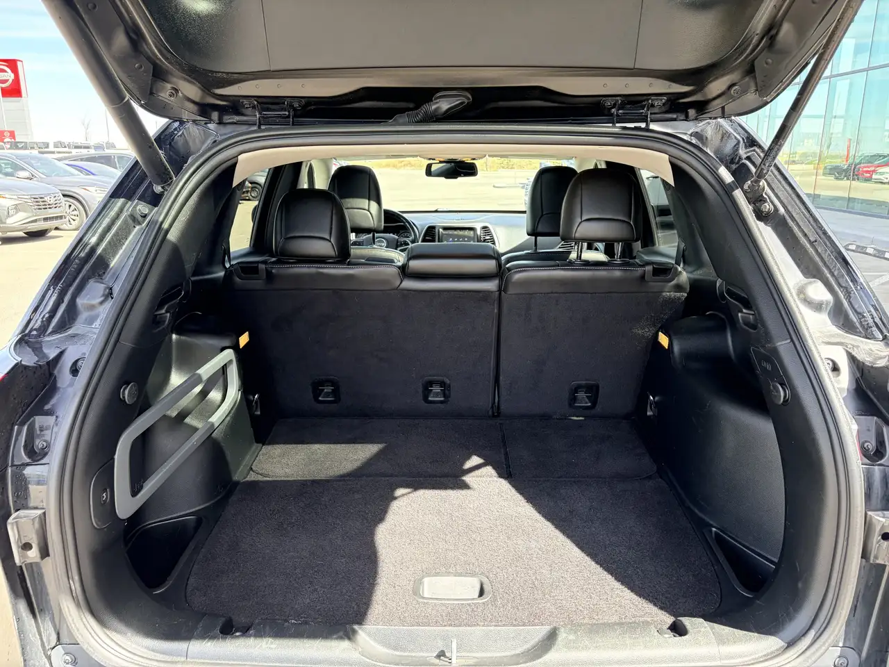 Jeep Cherokee снимка Jeep Cherokee