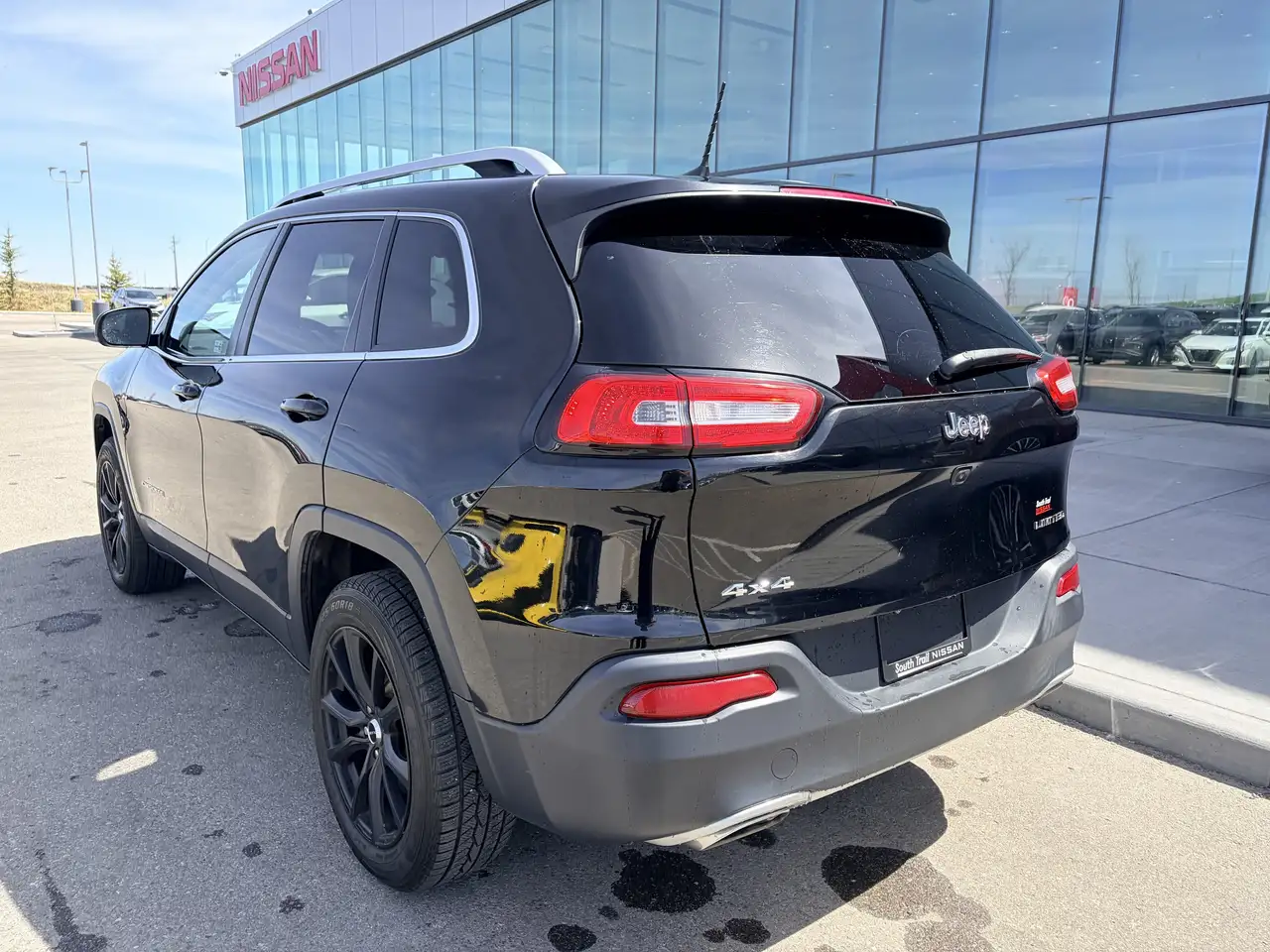 Jeep Cherokee снимка Jeep Cherokee